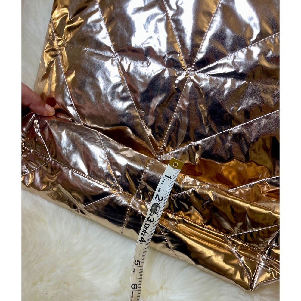 Victoria's Secret Rose Gold Quilted Metallic Tote Bag Limited Edition NWT - Picture 5 of 8
